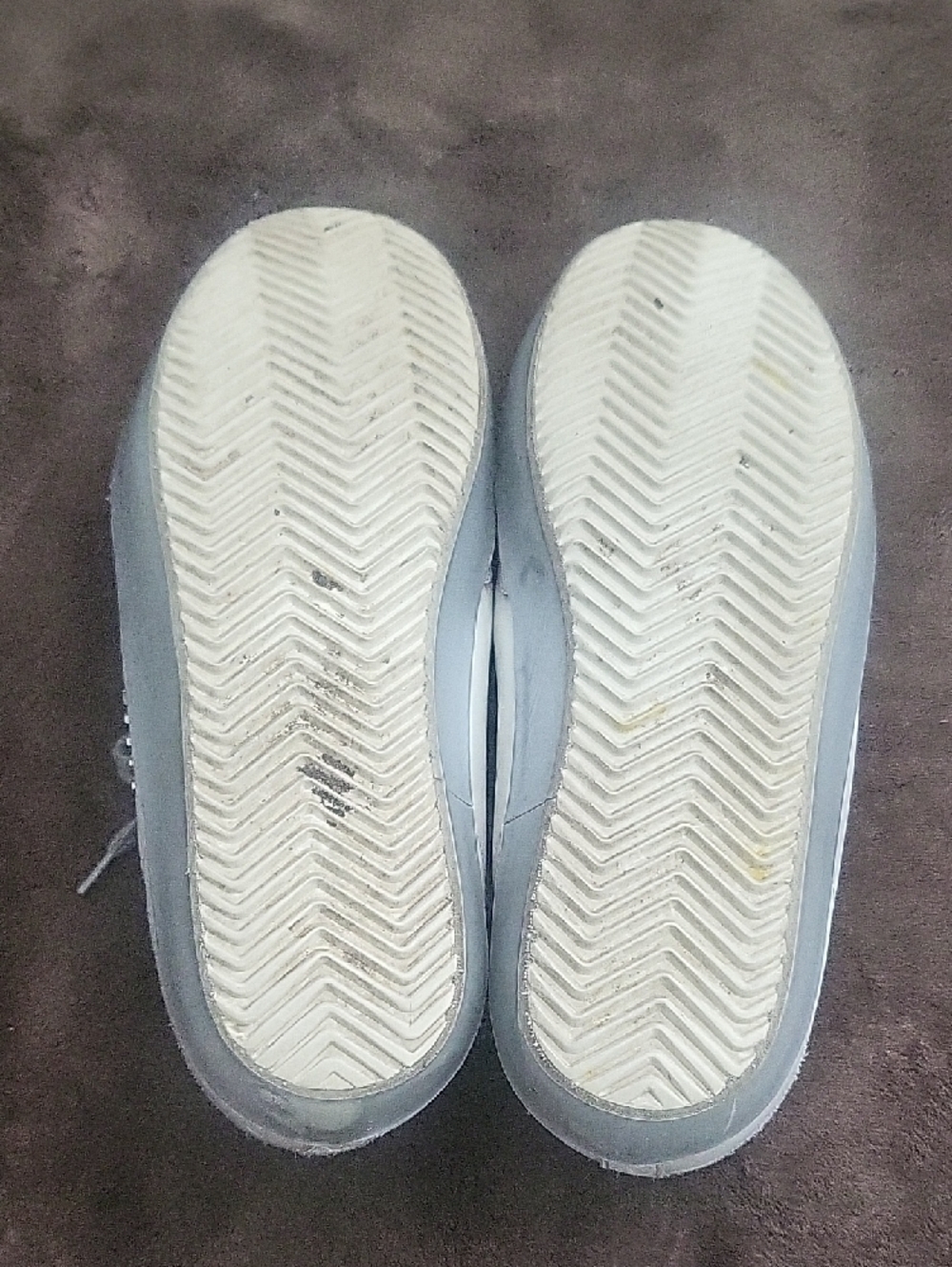 Golden Goose White Leather Low-Top Sneakers with Silver Star - Picture 8 of 8